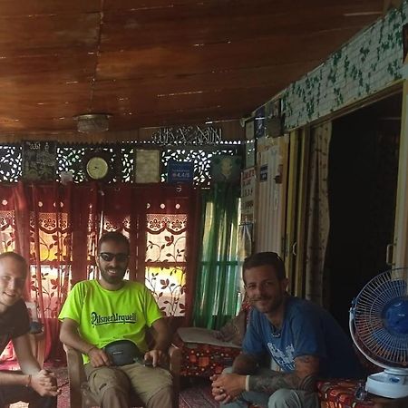 Island Apartman Srīnagar Kültér fotó