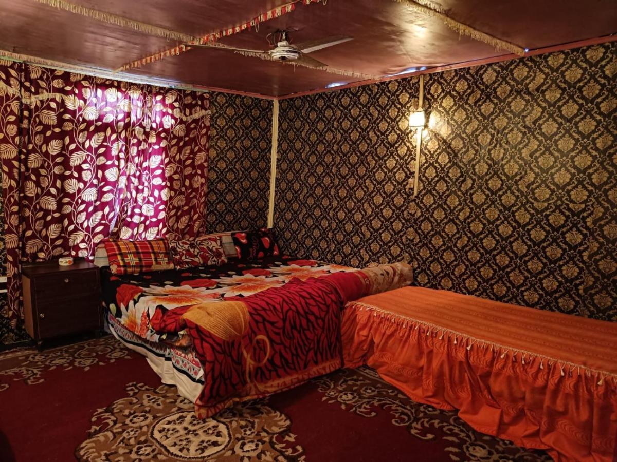 Island Apartman Srīnagar Kültér fotó